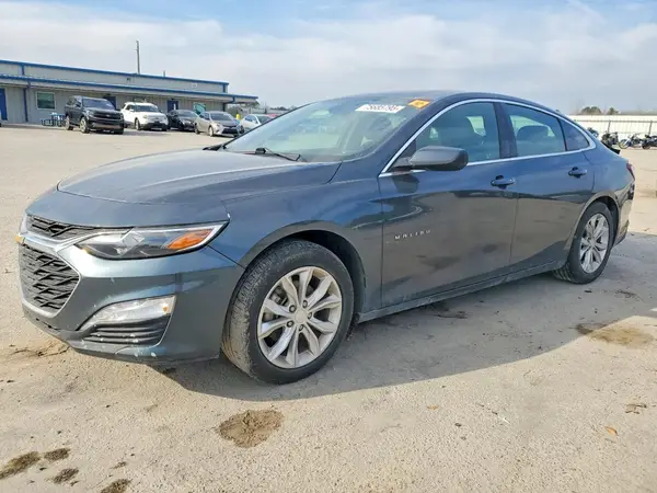 1G1ZD5STXLF090798 2020 CHEVROLET MALIBU - Image 1