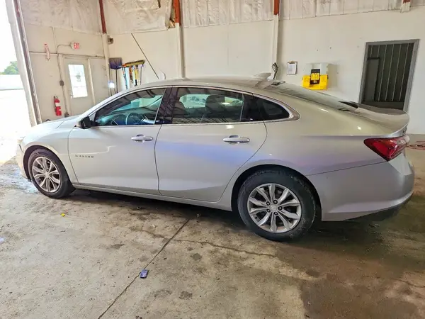 1G1ZD5STXLF111651 2020 CHEVROLET MALIBU - Image 2