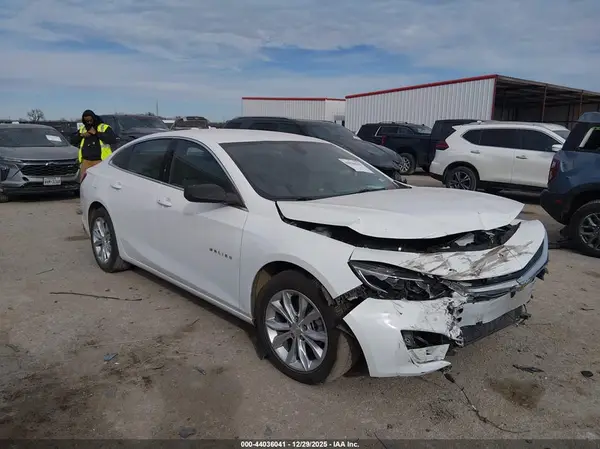 1G1ZD5STXNF123382 2022 CHEVROLET MALIBU - Image 1