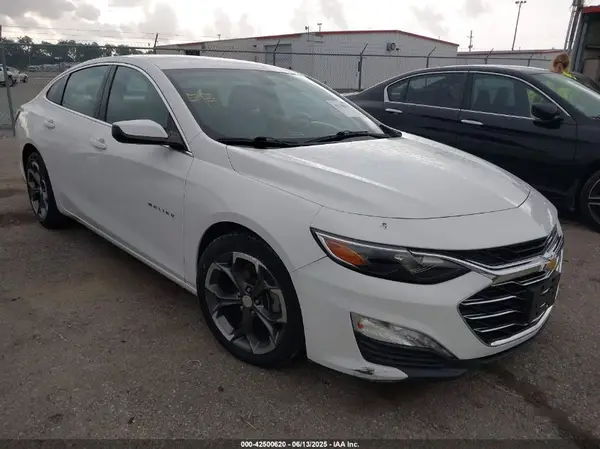 1G1ZD5STXNF140327 2022 CHEVROLET MALIBU - Image 1