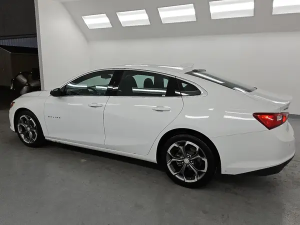 1G1ZD5STXPF134787 2023 CHEVROLET MALIBU - Image 2
