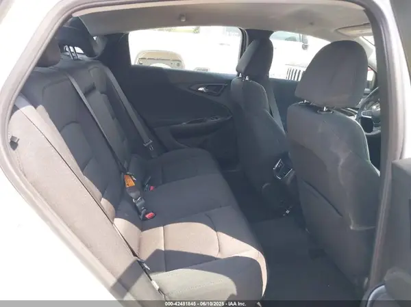 1G1ZD5STXRF225447 2024 CHEVROLET MALIBU - Image 8
