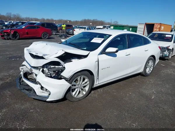 1G1ZE5SC9HF107885 2017 CHEVROLET MALIBU - Image 2