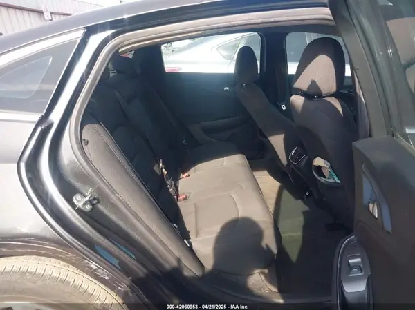 1G1ZE5ST0GF271833 2016 CHEVROLET MALIBU - Image 8
