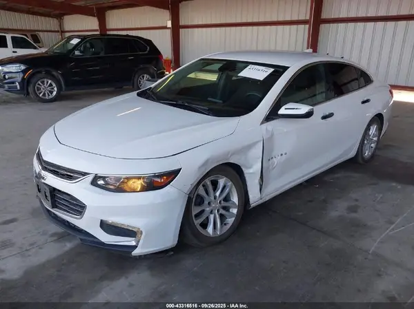 1G1ZE5ST0GF300781 2016 CHEVROLET MALIBU - Image 2