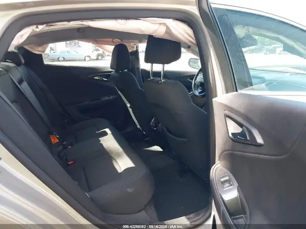1G1ZE5ST0GF308735 2016 CHEVROLET MALIBU - Image 8