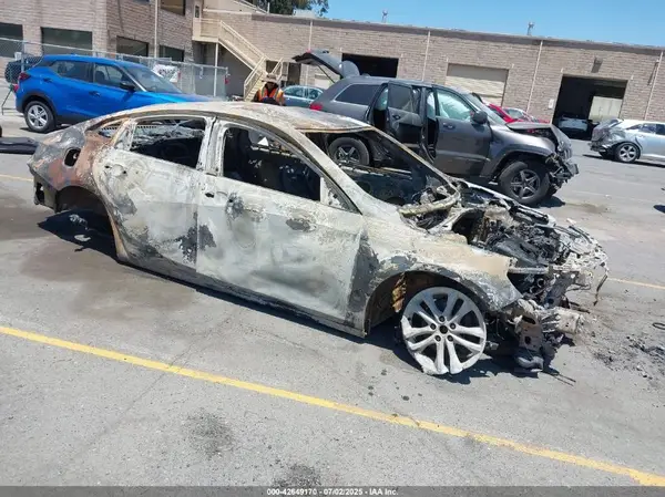 1G1ZE5ST0GF309383 2016 CHEVROLET MALIBU - Image 1