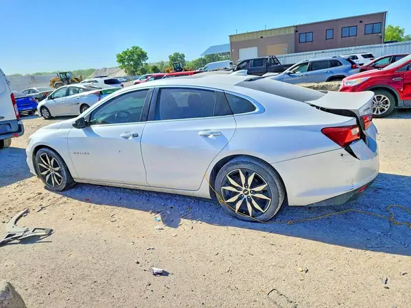 1G1ZE5ST0GF312042 2016 CHEVROLET MALIBU - Image 2