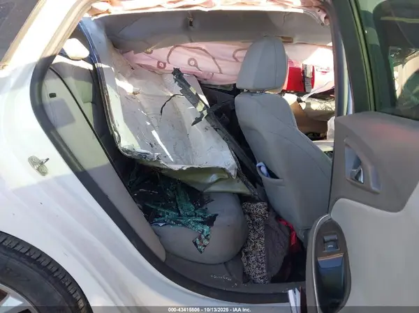 1G1ZE5ST0GF354825 2016 CHEVROLET MALIBU - Image 8