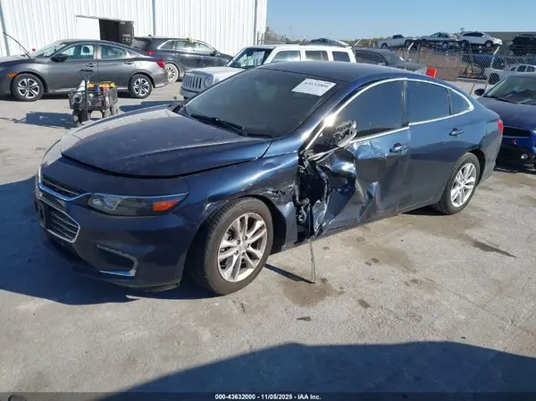 1G1ZE5ST0HF121397 2017 CHEVROLET MALIBU - Image 2