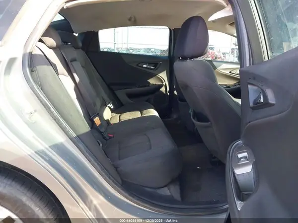 1G1ZE5ST0HF124526 2017 CHEVROLET MALIBU - Image 8