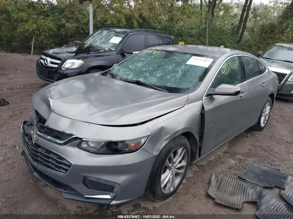 1G1ZE5ST0HF158370 2017 CHEVROLET MALIBU - Image 2