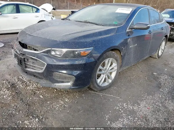 1G1ZE5ST0HF162063 2017 CHEVROLET MALIBU - Image 2