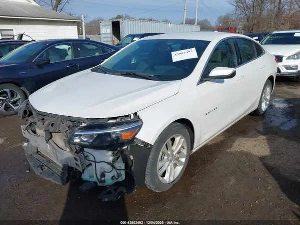 1G1ZE5ST0HF165741 2017 CHEVROLET MALIBU - Image 2