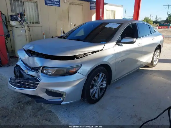 1G1ZE5ST0HF183740 2017 CHEVROLET MALIBU - Image 2
