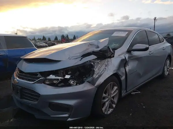 1G1ZE5ST0HF185584 2017 CHEVROLET MALIBU - Image 2