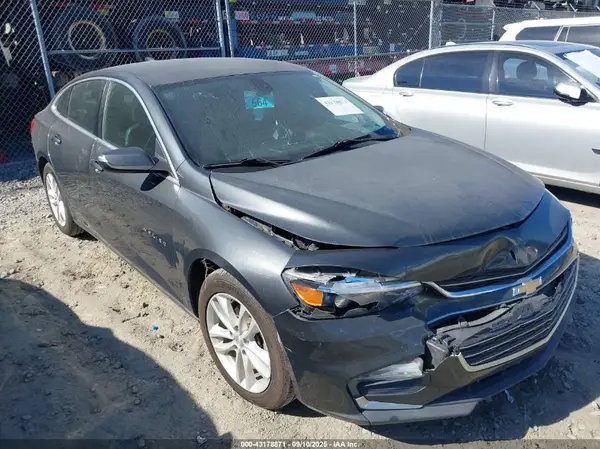 1G1ZE5ST0HF200522 2017 CHEVROLET MALIBU - Image 1