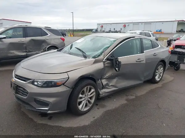 1G1ZE5ST0HF221371 2017 CHEVROLET MALIBU - Image 2