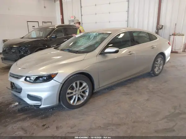 1G1ZE5ST0HF238087 2017 CHEVROLET MALIBU - Image 2