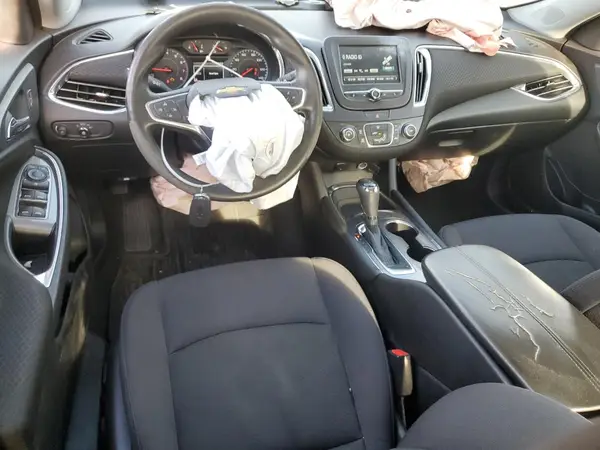 1G1ZE5ST0HF240972 2017 CHEVROLET MALIBU - Image 8