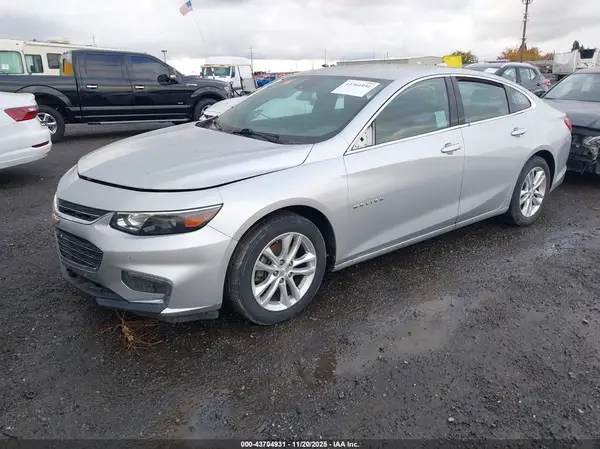1G1ZE5ST0HF252944 2017 CHEVROLET MALIBU - Image 2
