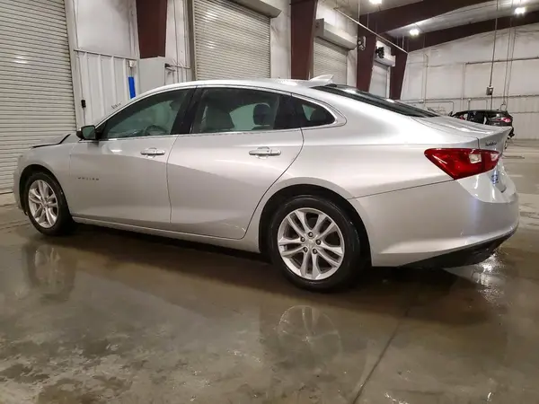 1G1ZE5ST0HF258064 2017 CHEVROLET MALIBU - Image 2