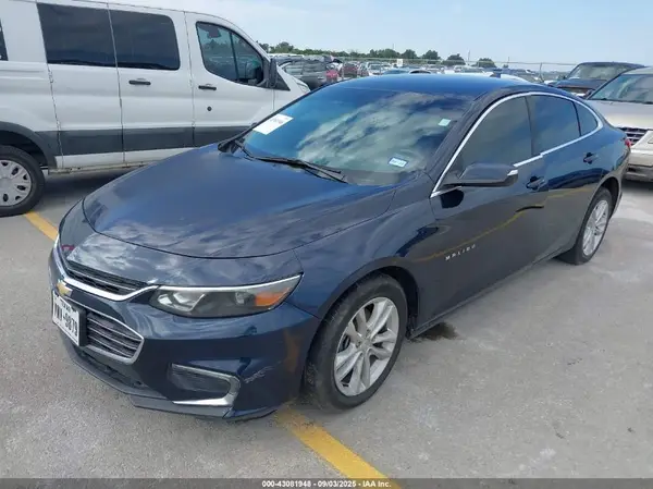 1G1ZE5ST0HF262535 2017 CHEVROLET MALIBU - Image 2