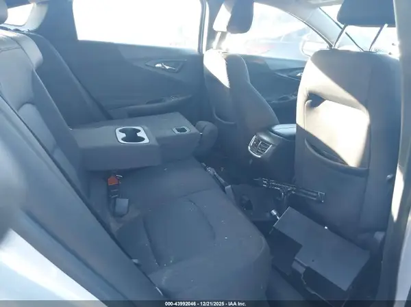 1G1ZE5ST0HF273132 2017 CHEVROLET MALIBU - Image 8