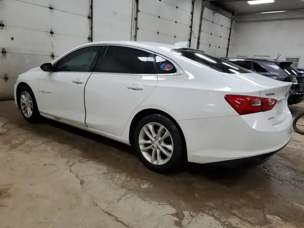 1G1ZE5ST1GF262641 2016 CHEVROLET MALIBU - Image 2