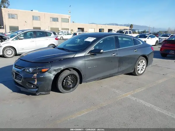 1G1ZE5ST1GF273588 2016 CHEVROLET MALIBU - Image 2