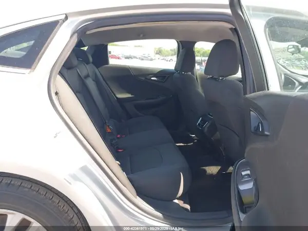 1G1ZE5ST1GF307190 2016 CHEVROLET MALIBU - Image 8