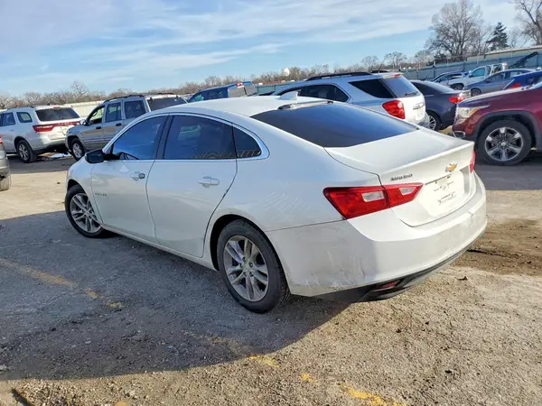 1G1ZE5ST1GF311305 2016 CHEVROLET MALIBU - Image 2