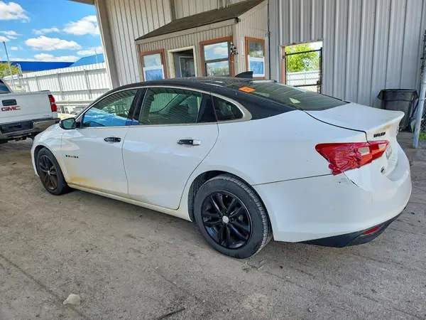 1G1ZE5ST1GF323096 2016 CHEVROLET MALIBU - Image 2