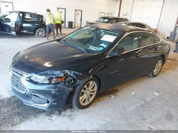1G1ZE5ST1GF324071 2016 CHEVROLET MALIBU - Image 2