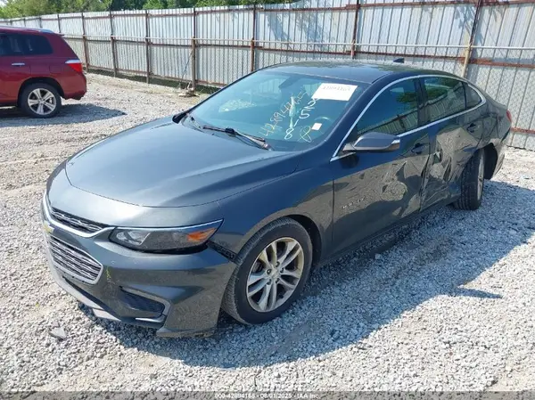 1G1ZE5ST1HF102518 2017 CHEVROLET MALIBU - Image 2