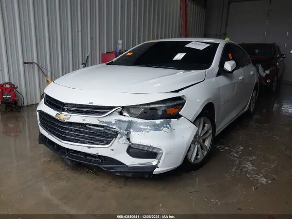 1G1ZE5ST1HF102776 2017 CHEVROLET MALIBU - Image 2