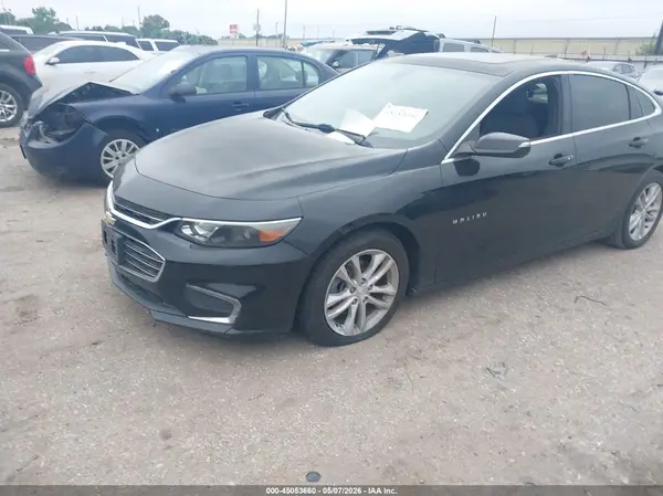 1G1ZE5ST1HF102955 2017 CHEVROLET MALIBU - Image 2