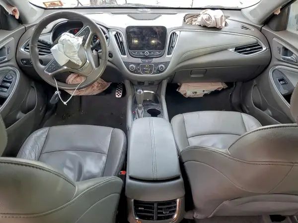 1G1ZE5ST1HF102986 2017 CHEVROLET MALIBU - Image 8