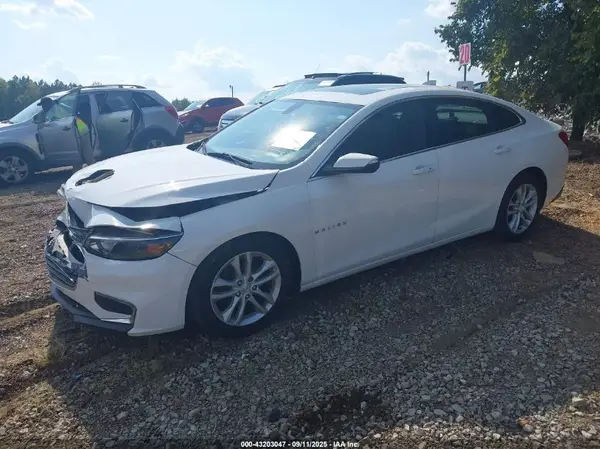 1G1ZE5ST1HF105693 2017 CHEVROLET MALIBU - Image 2