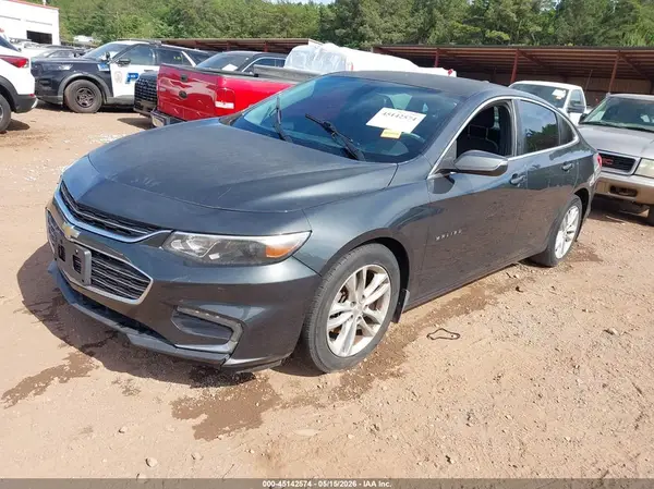 1G1ZE5ST1HF110425 2017 CHEVROLET MALIBU - Image 2