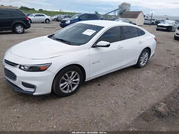 1G1ZE5ST1HF114264 2017 CHEVROLET MALIBU - Image 2