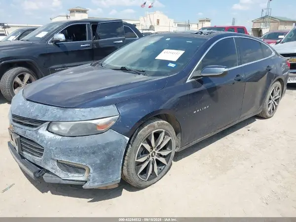 1G1ZE5ST1HF114815 2017 CHEVROLET MALIBU - Image 2