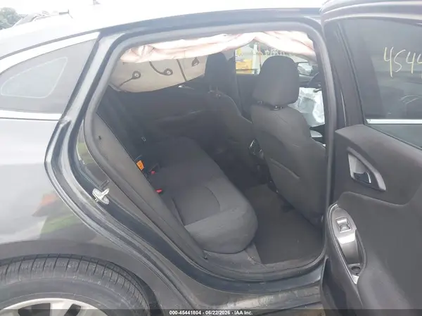 1G1ZE5ST1HF117262 2017 CHEVROLET MALIBU - Image 8