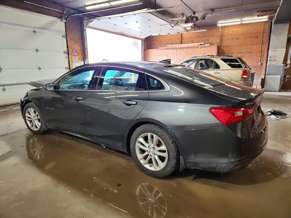 1G1ZE5ST1HF117827 2017 CHEVROLET MALIBU - Image 2