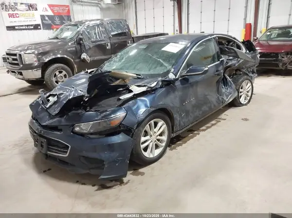 1G1ZE5ST1HF119934 2017 CHEVROLET MALIBU - Image 2