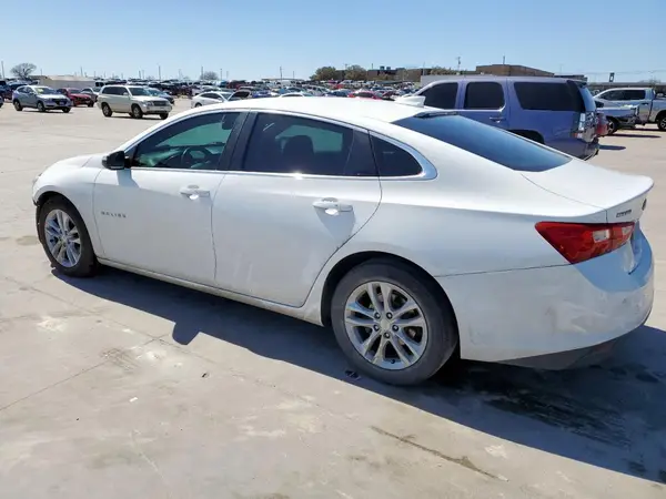 1G1ZE5ST1HF121814 2017 CHEVROLET MALIBU - Image 2