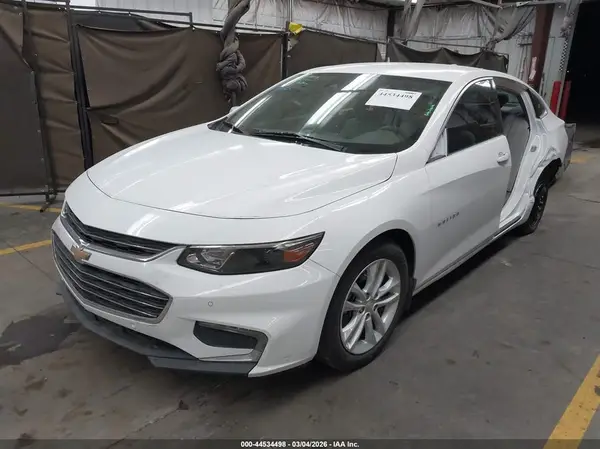 1G1ZE5ST1HF128889 2017 CHEVROLET MALIBU - Image 2