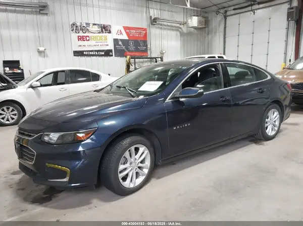 1G1ZE5ST1HF130643 2017 CHEVROLET MALIBU - Image 2