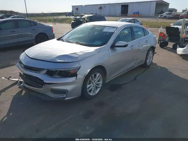 1G1ZE5ST1HF136944 2017 CHEVROLET MALIBU - Image 2