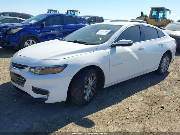 1G1ZE5ST1HF138306 2017 CHEVROLET MALIBU - Image 2